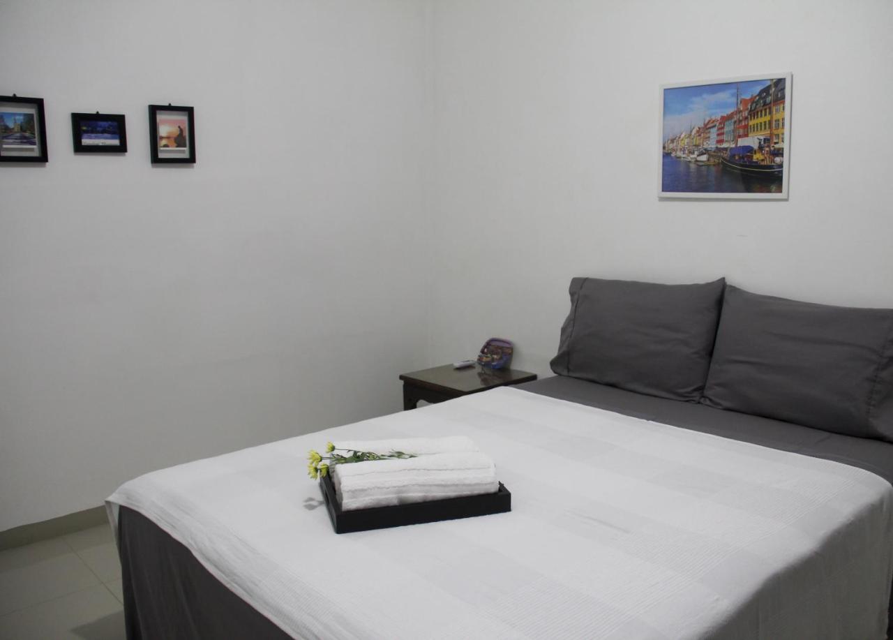 Lägenhet Studio på 37 m² i Makati med 1 badrum  Manila Exteriör bild